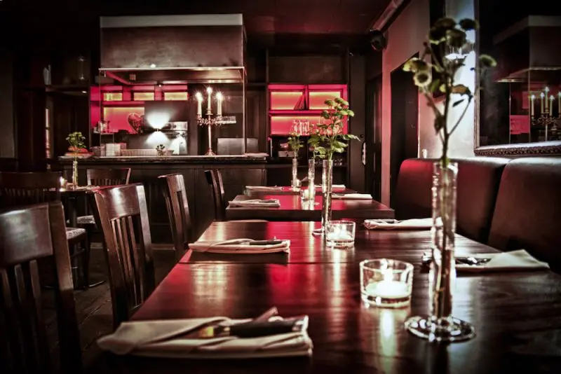 Restaurant Room Ulm — Steakhouse Interieur